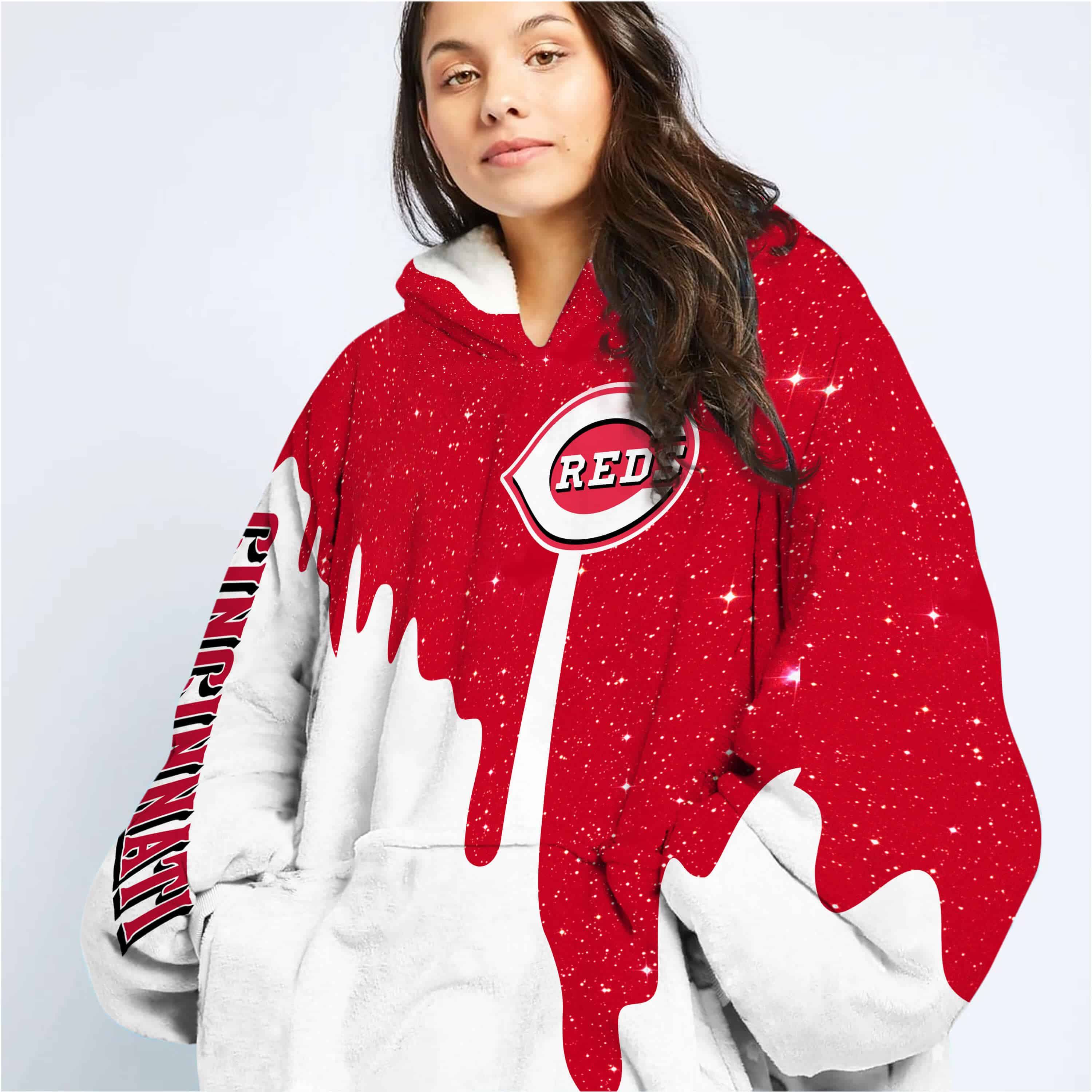 Limited Edition - Custom Name - Cincinnati Reds - Oodie Blanket - Image 3