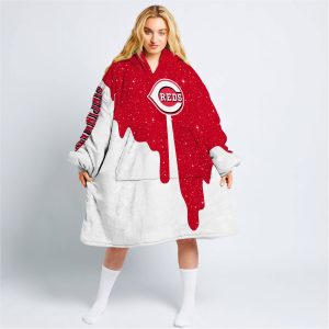 Limited Edition - Custom Name - Cincinnati Reds - Oodie Blanket