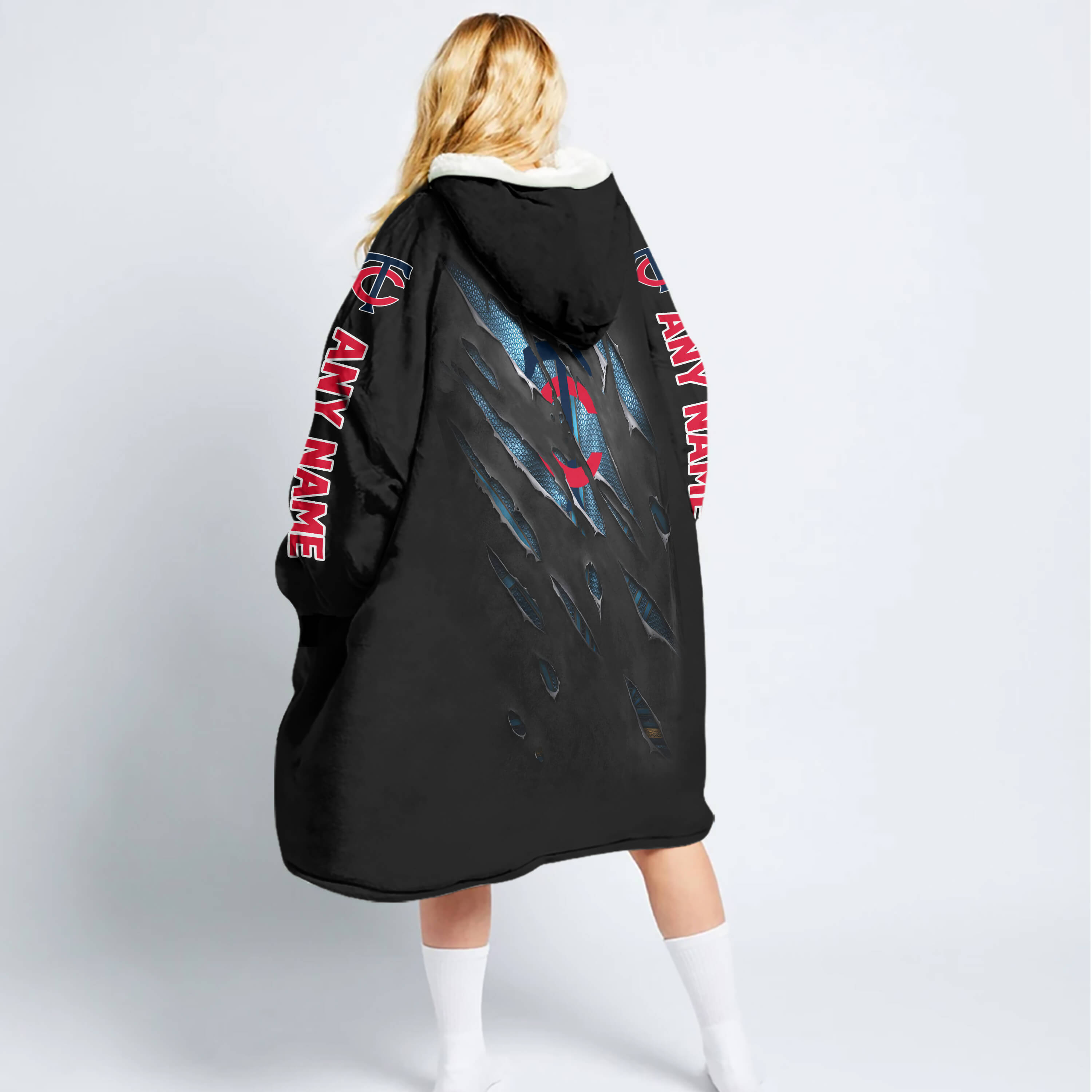 Limited Edition Superman - Minnesota Twins - Oodie Blanket - Image 6