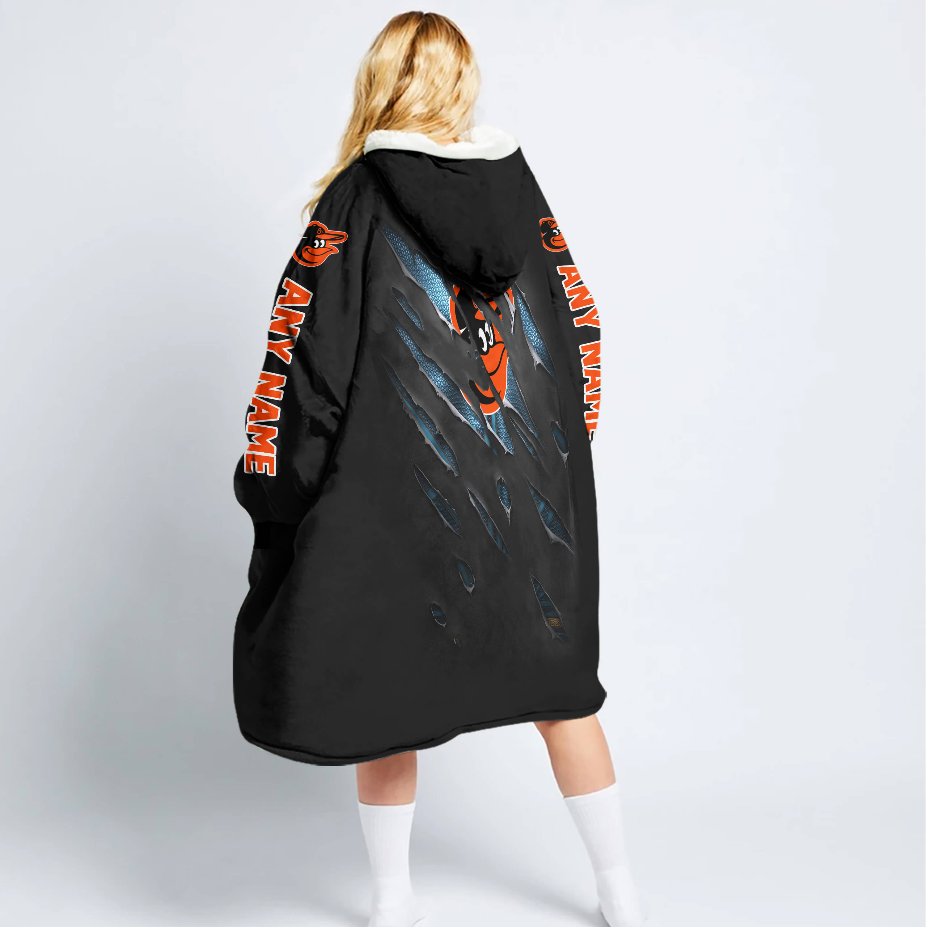 Limited Edition Superman - Baltimore Orioles - Oodie Blanket - Image 2