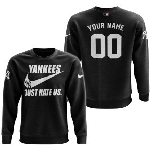 New York Yankees - Black - Custom Name - Sweatshirt