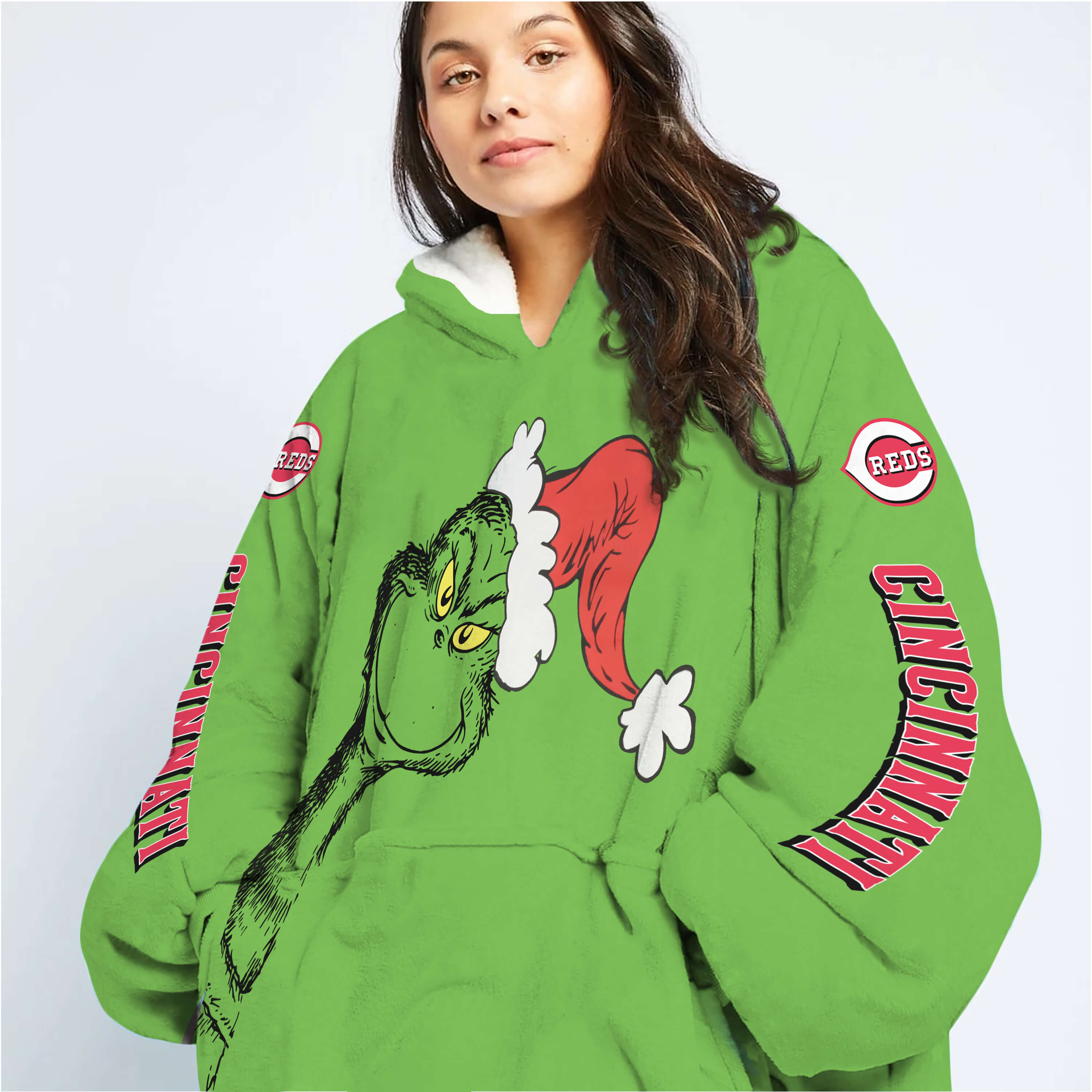 The Grinch – Cincinnati Reds - Oodie Blanket - Image 2