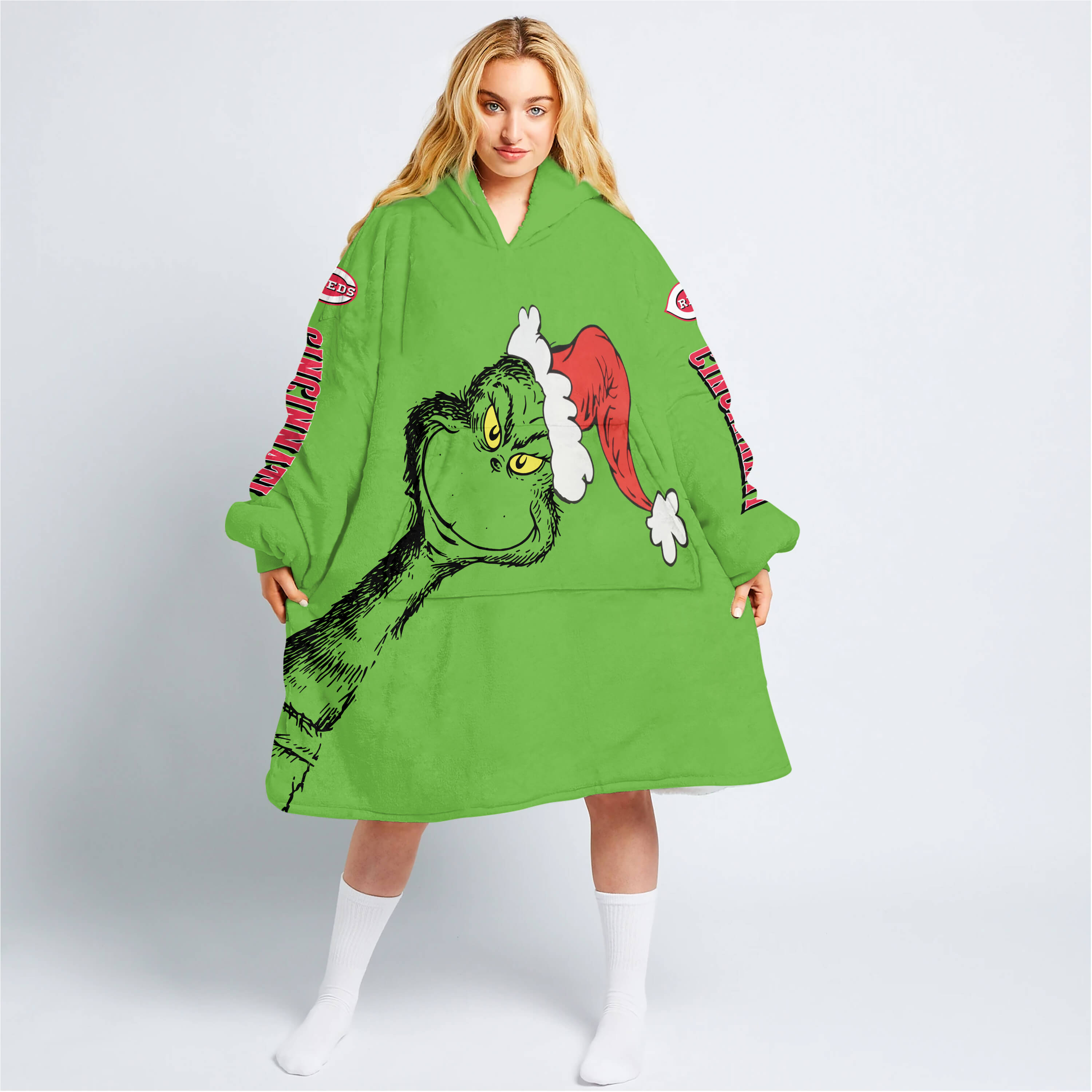 The Grinch – Cincinnati Reds - Oodie Blanket